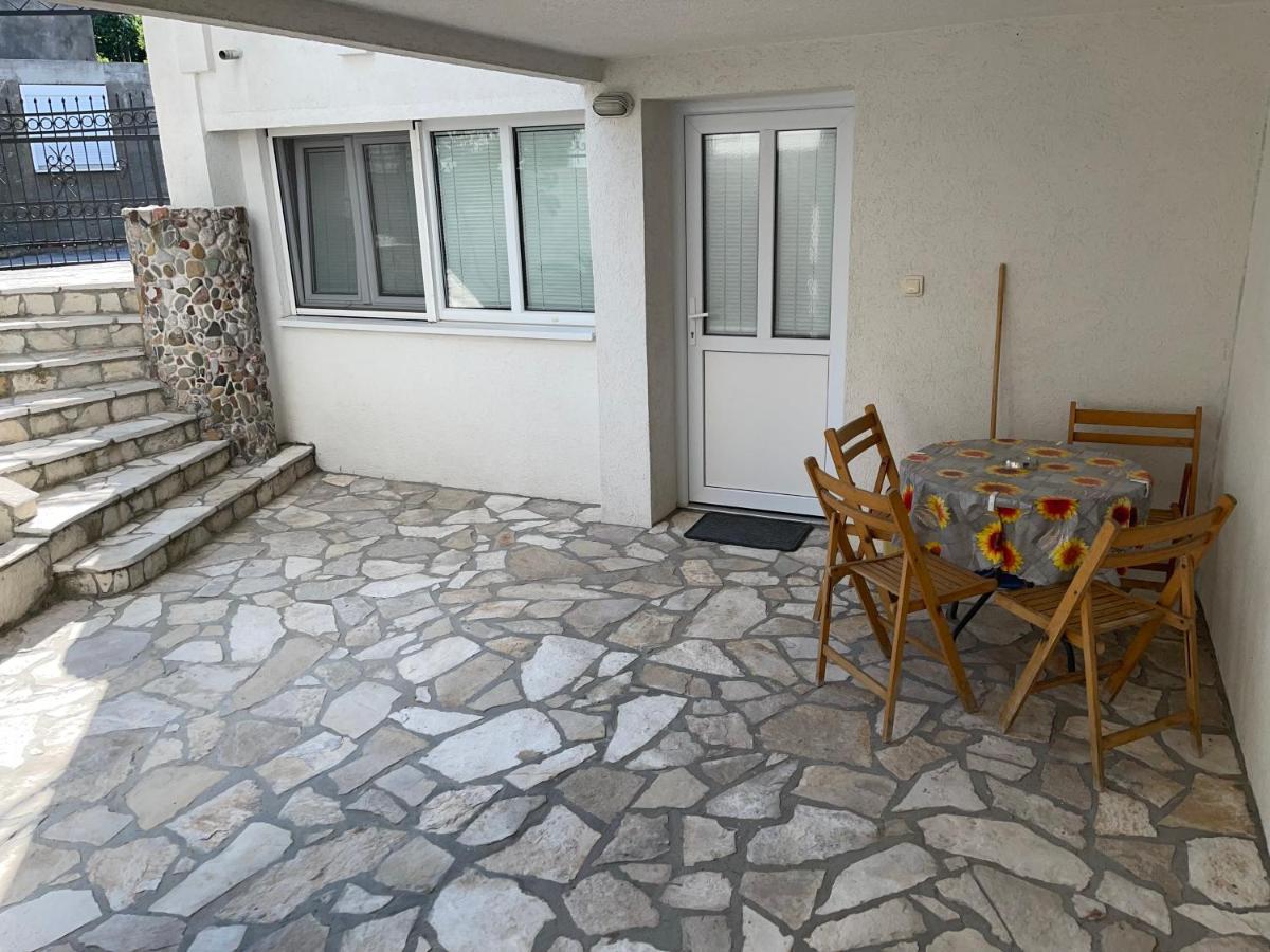 באר Apartment Susanj מראה חיצוני תמונה