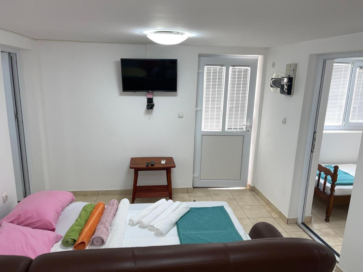 באר Apartment Susanj מראה חיצוני תמונה