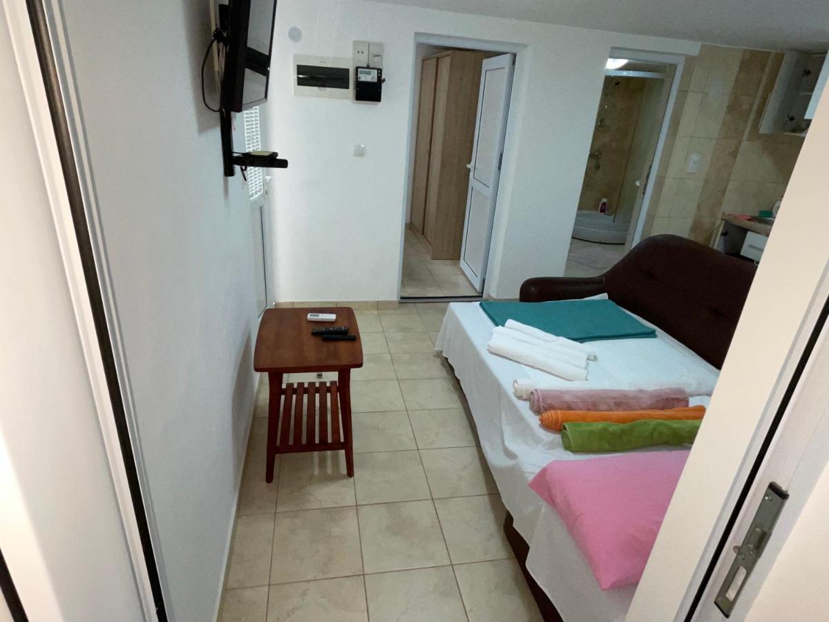 באר Apartment Susanj מראה חיצוני תמונה
