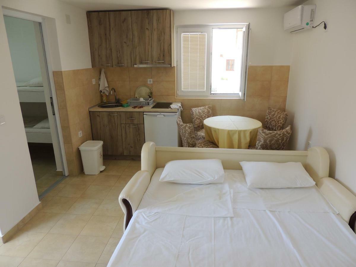 באר Apartment Susanj מראה חיצוני תמונה