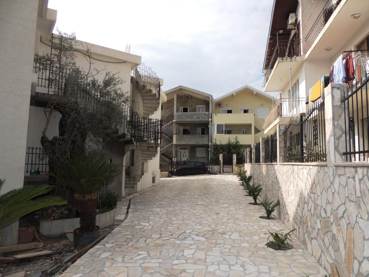 באר Apartment Susanj מראה חיצוני תמונה