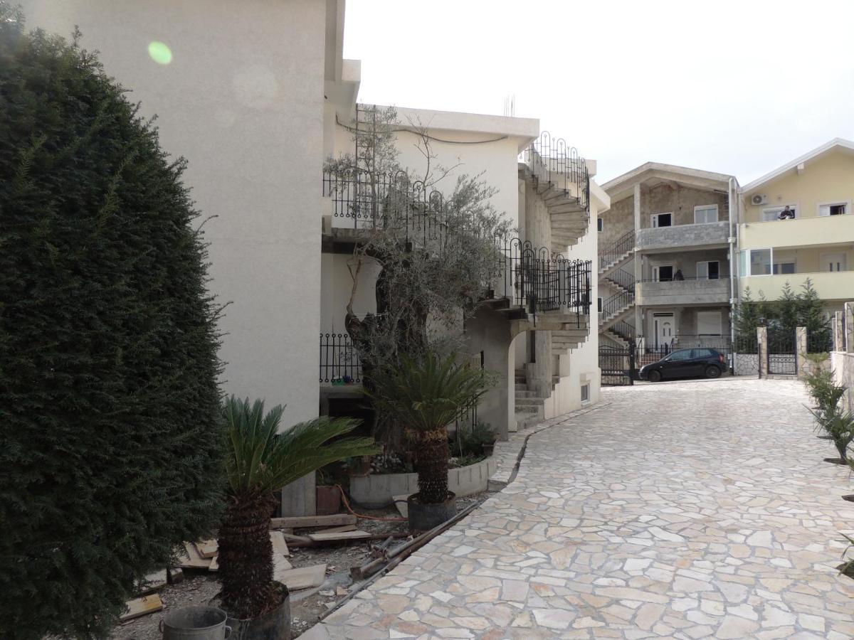באר Apartment Susanj מראה חיצוני תמונה